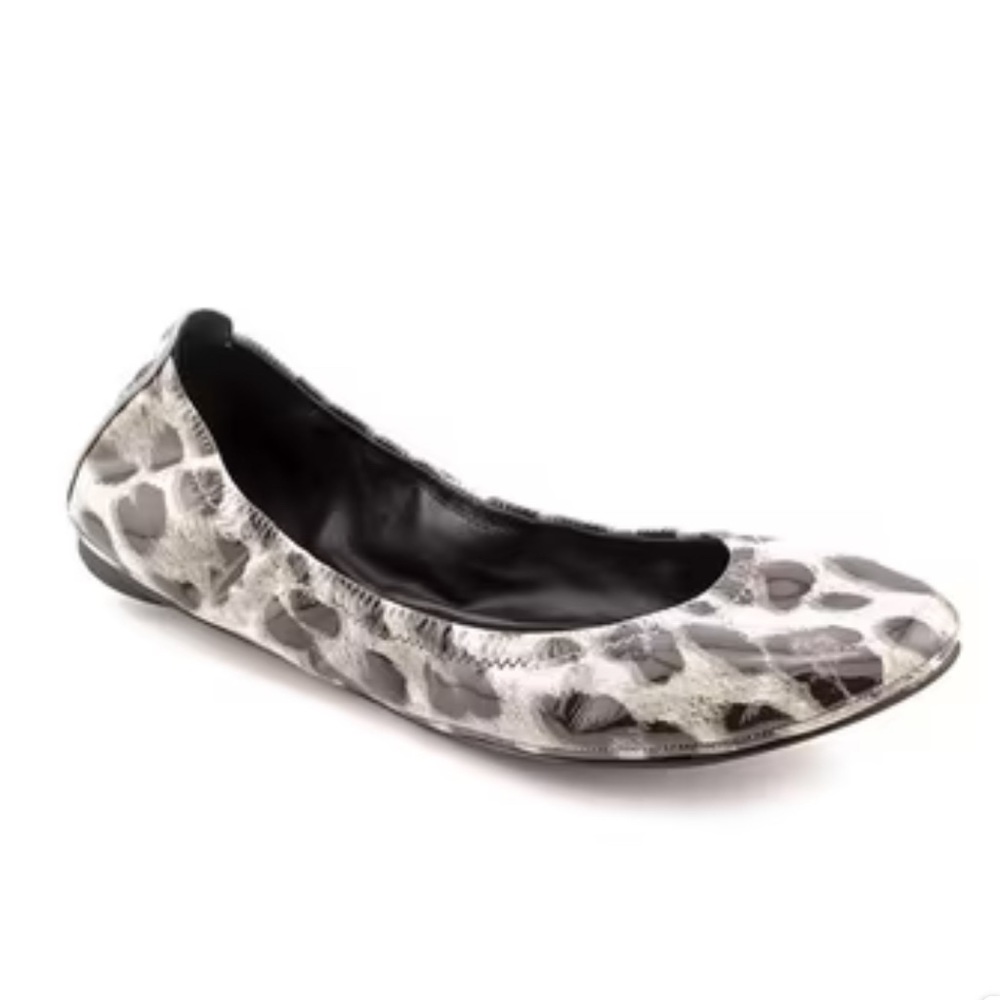 TORY BURCH EDDIE ANIMAL-PRINT PATENT
LEATHER BALLERINA FLATS - Picture 6 of 6